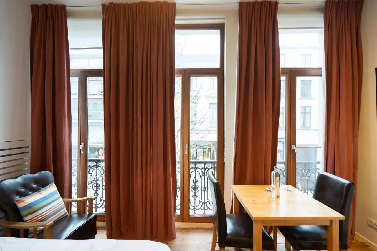 Bed & Breakfast Because The Night City Lodge Antwerp